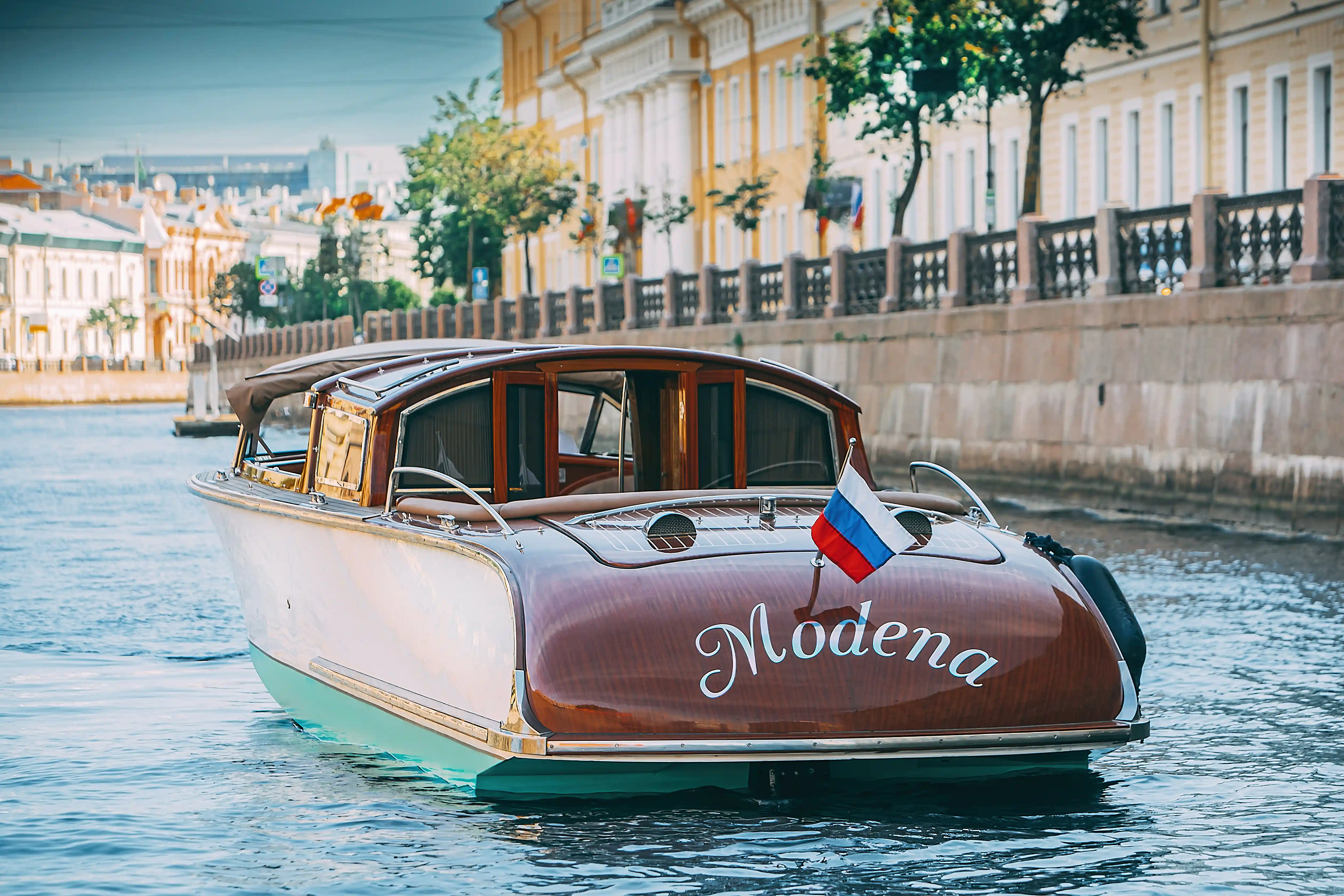 Катер Модена  image- 2